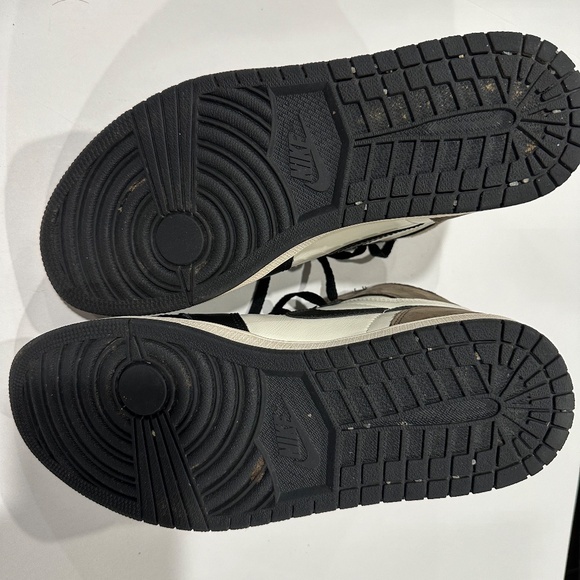 Nike Jordan 1 Retro High Dark Mocha - Size 10.5 - Picture 5 of 11